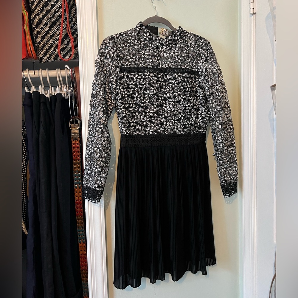 Long sleeve dress with floral lace and pleated chiffon skirt